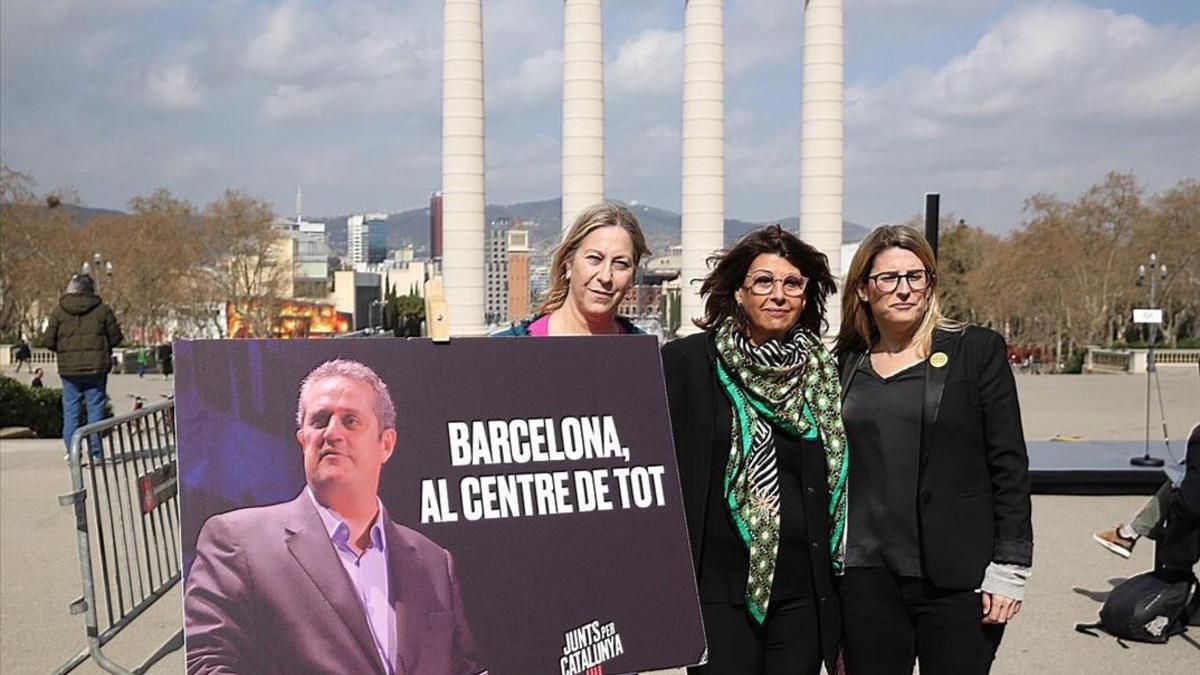 Elsa Artadi, Laura Masvidal y Neus Munté, en la presentación de la campaña de JxCat para las municipales de Barcelona.