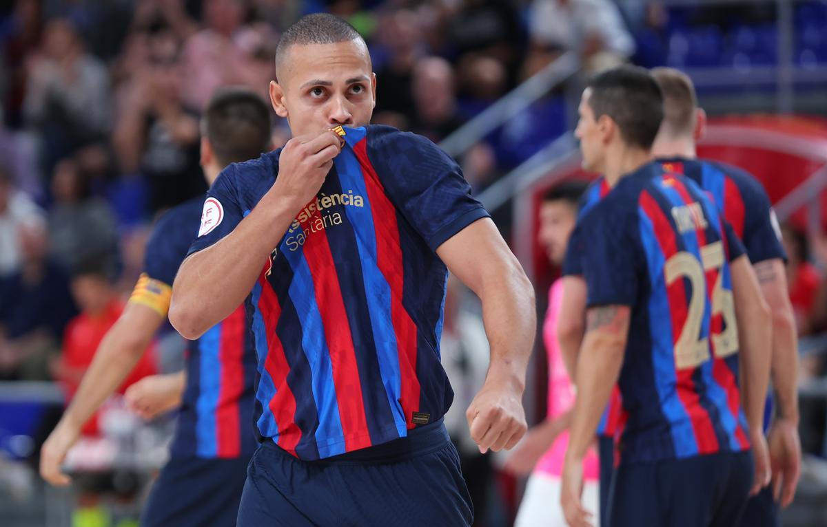 Ferrao marcó dos goles en la victoria azulgrana