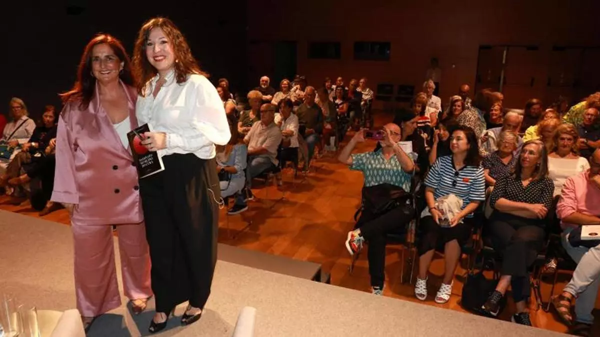 Arantza Portabales presenta «Asasinato no muíño do cura» no Club FARO: «Reivindico o dereito que temos todos a estar tristes; é un sentimento natural»