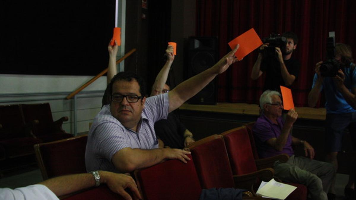 Elena, en la asamblea de Avancem.