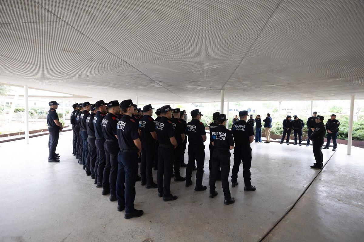 Curso básico de capacitación de la Policía Local de Ibiza