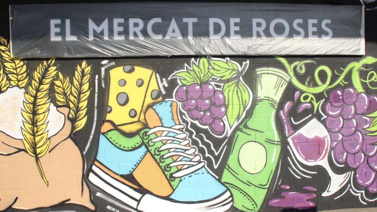 Graffiti al Mercat Municipal per a celebrar el 35è aniversari de l’equipament