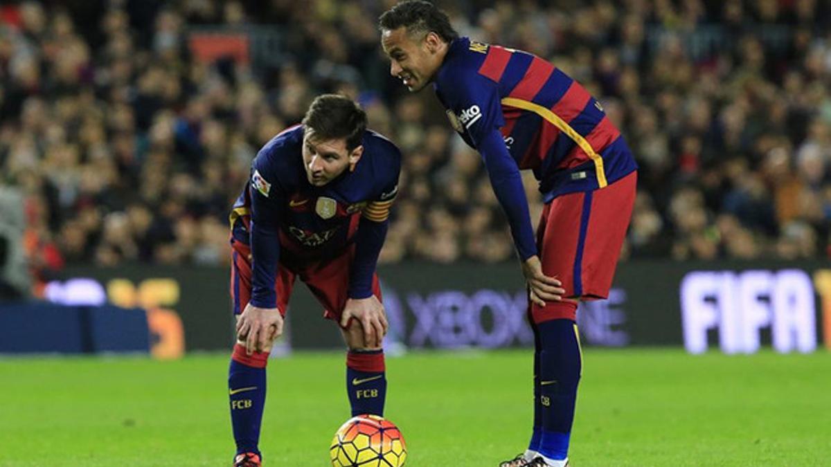 Messi y Ney, en una acción del Barça-Betis