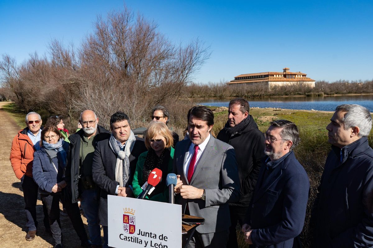 El consejero, en las Lagunas de Villafáfila.