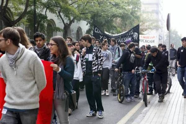 Fotogalería de la protesta en defensa de la Educación Pública