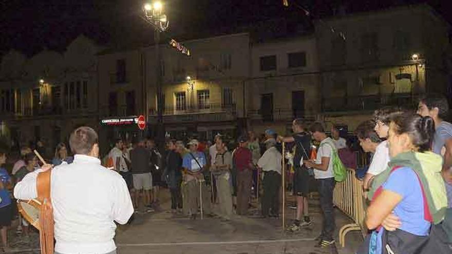 Participantes en la ruta del contabando llegados de los dos lados de la frontera.