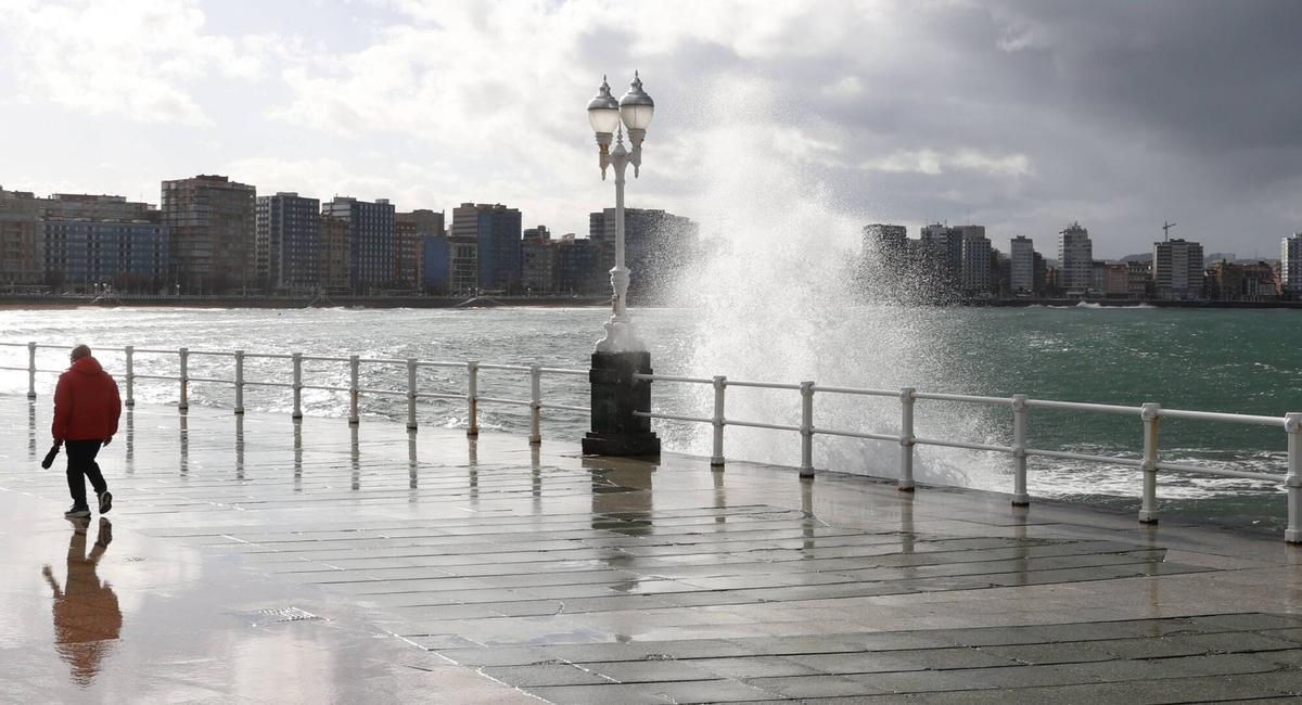 EN IMÁGENES: El rastro de la borrasca "Pedro" en la costa asturiana