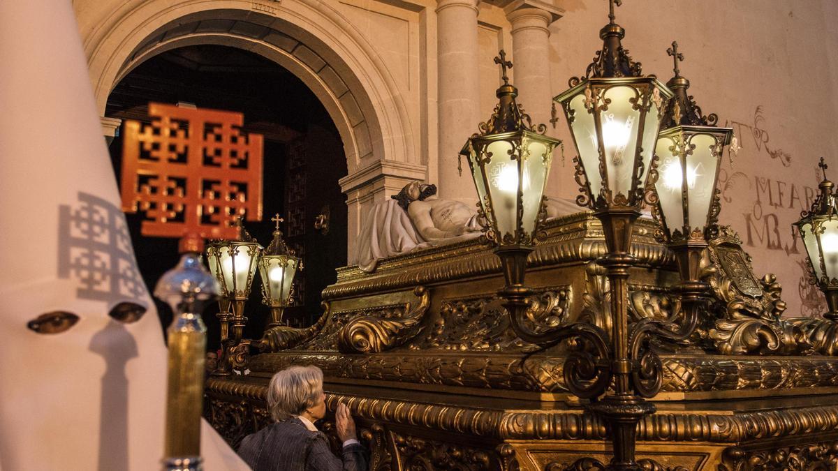 Semana Santa Alicante: Hermandad del Santo Sepulcro