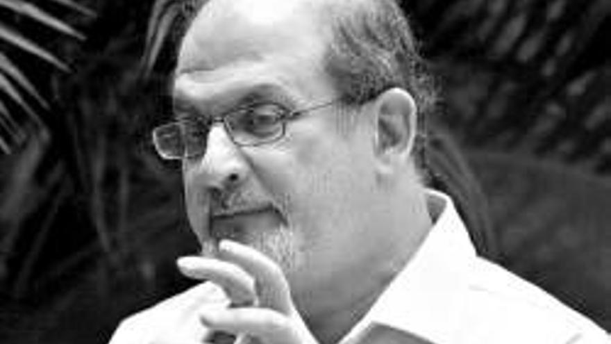 Salman Rushdie publica en España su última novela