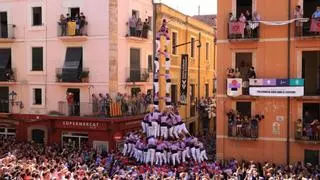 Un estudio pionero mide el calor máximo al que se someten los 'castellers' durante las 'diadas'