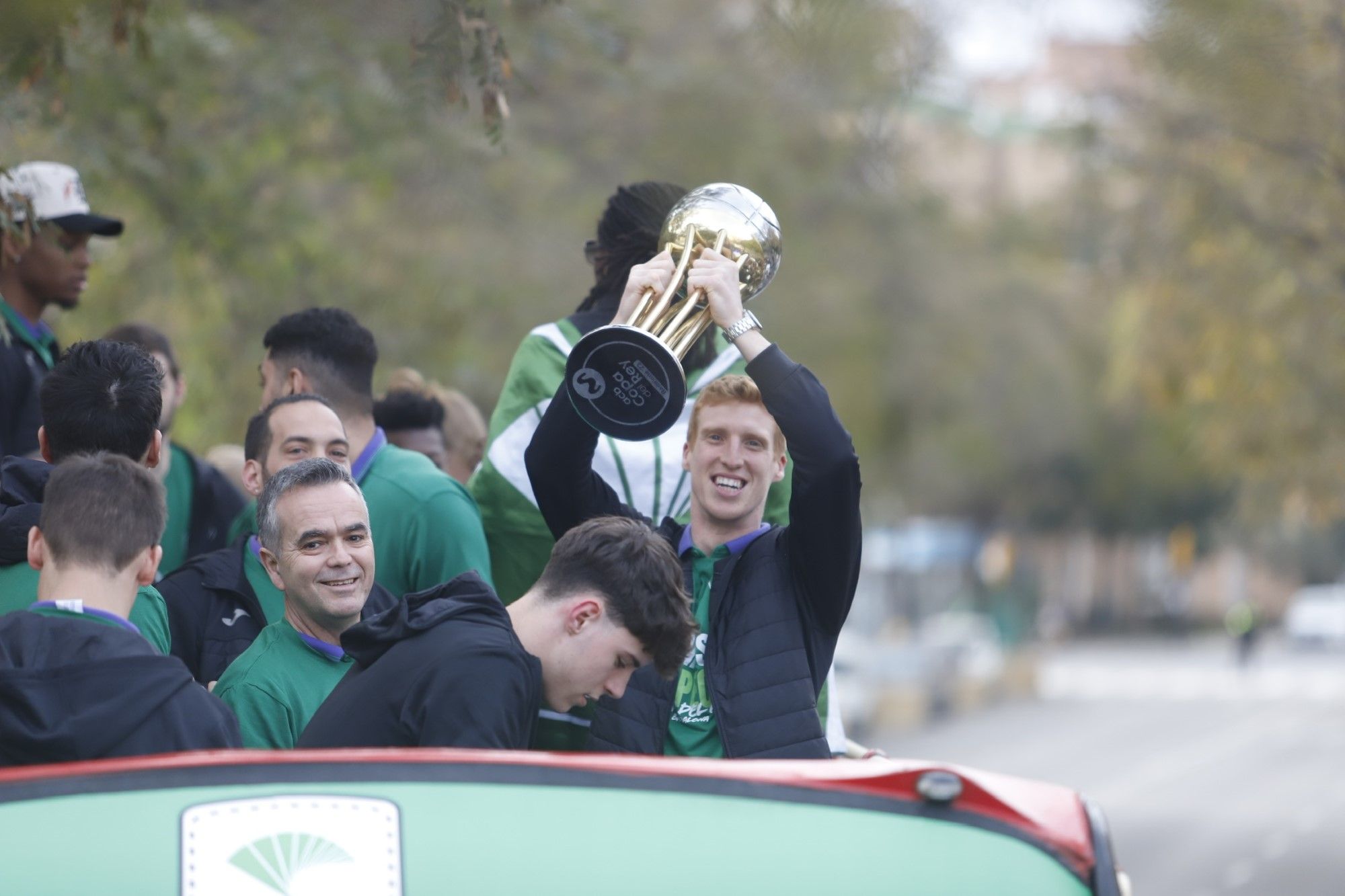 La fiesta del Unicaja, campeón de la Copa del Rey, por las calles de Málaga