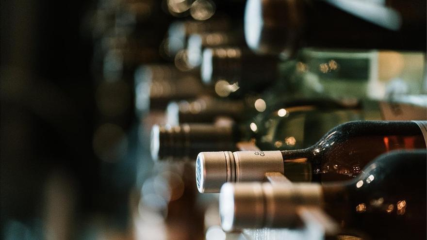 Galicia en Copas: la ruta de 27 bares de Santiago para degustar los mejores vinos gallegos
