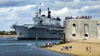 El desacuerdo sobre la base militar británica en Gibraltar frena el Tratado para tirar la Verja