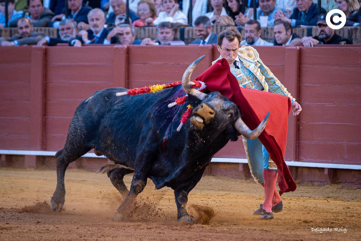 Pase de pecho de Román.