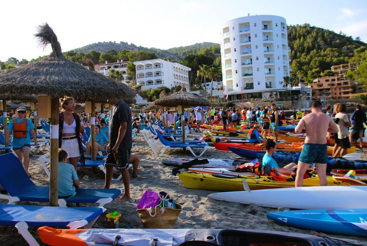 Volta a Sa Dragonera en piragua y paddle surf 2024