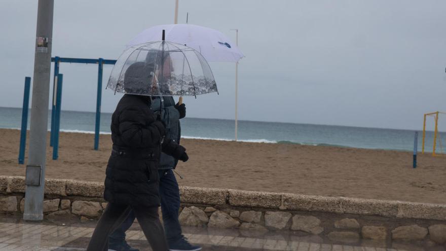 El Tiempo en Alicante: Cielos nubosos y lluvia para esta tarde