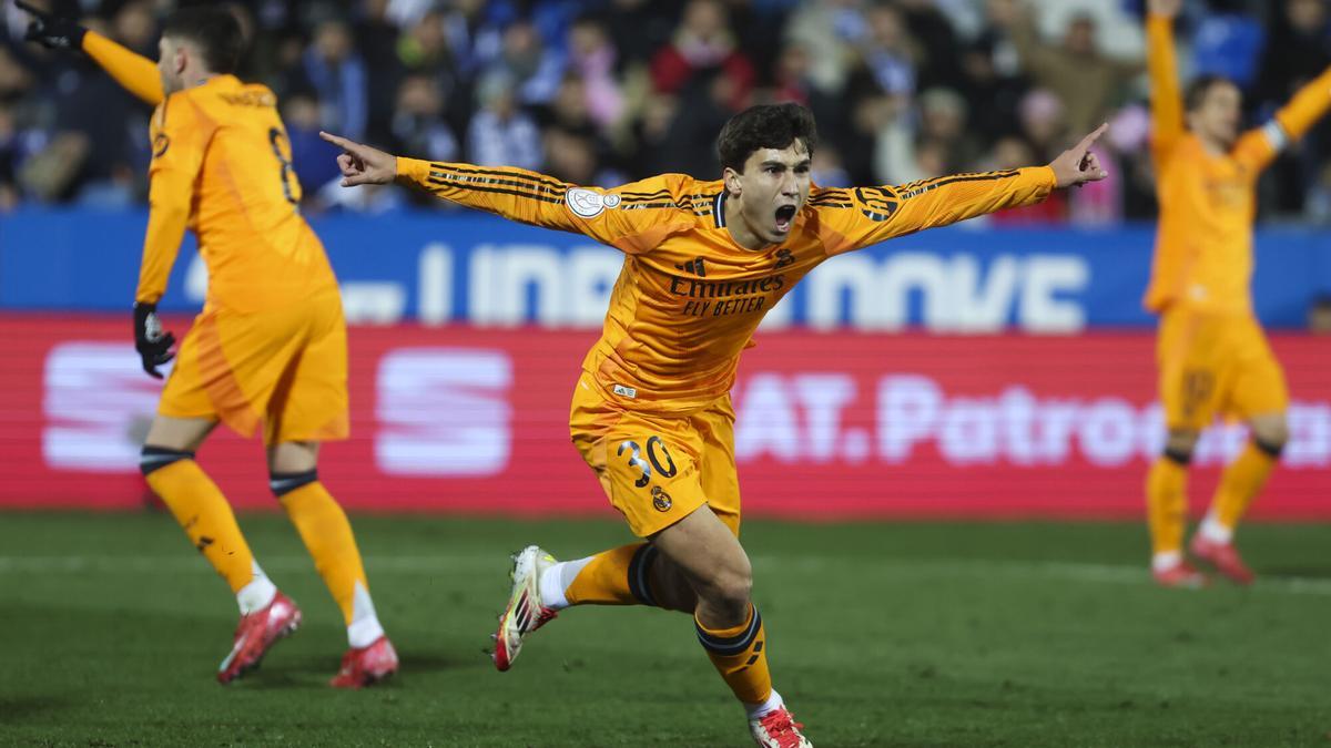 Gonzalo García celebrando el gol de la victoria ante el Leganés