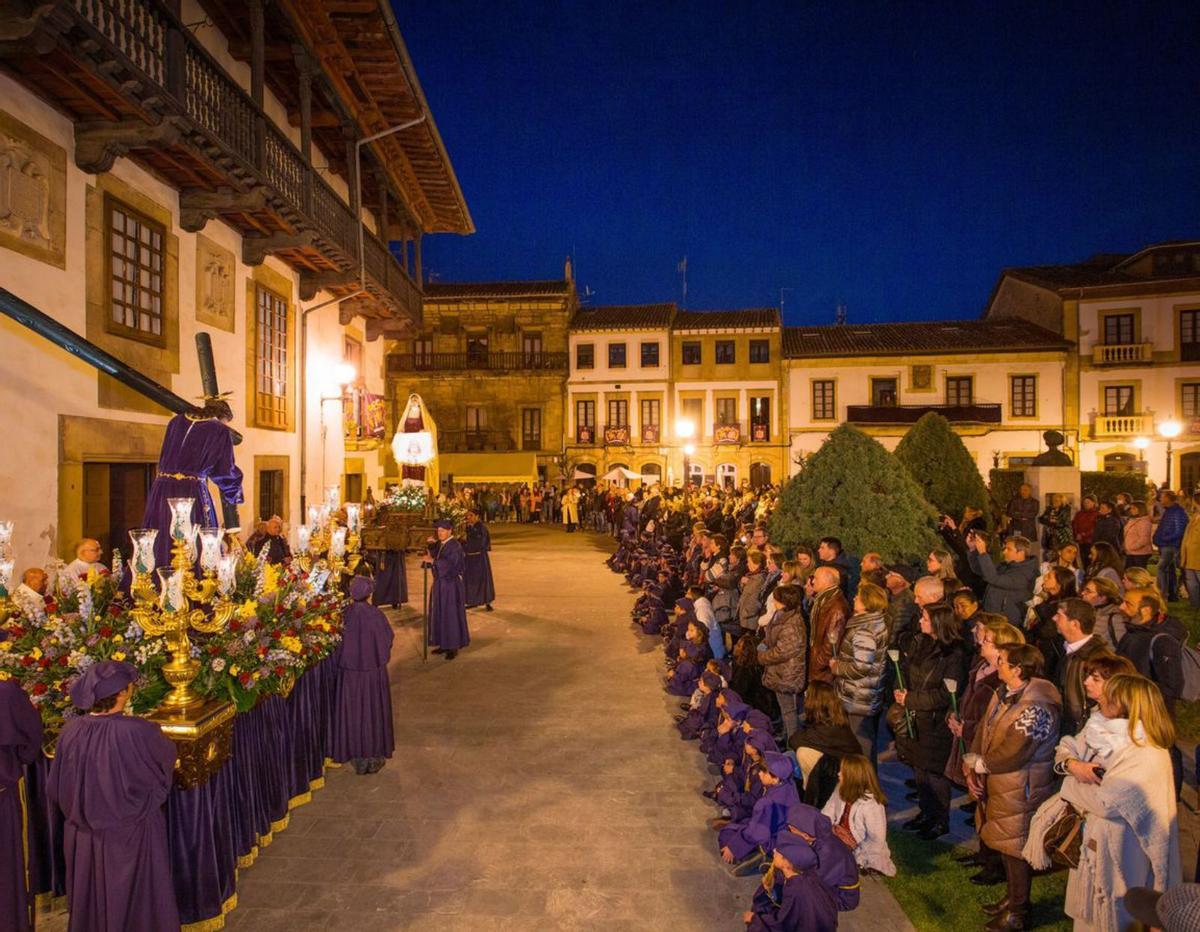 Pasión, historia y tradición en la Semana Santa de Villaviciosa