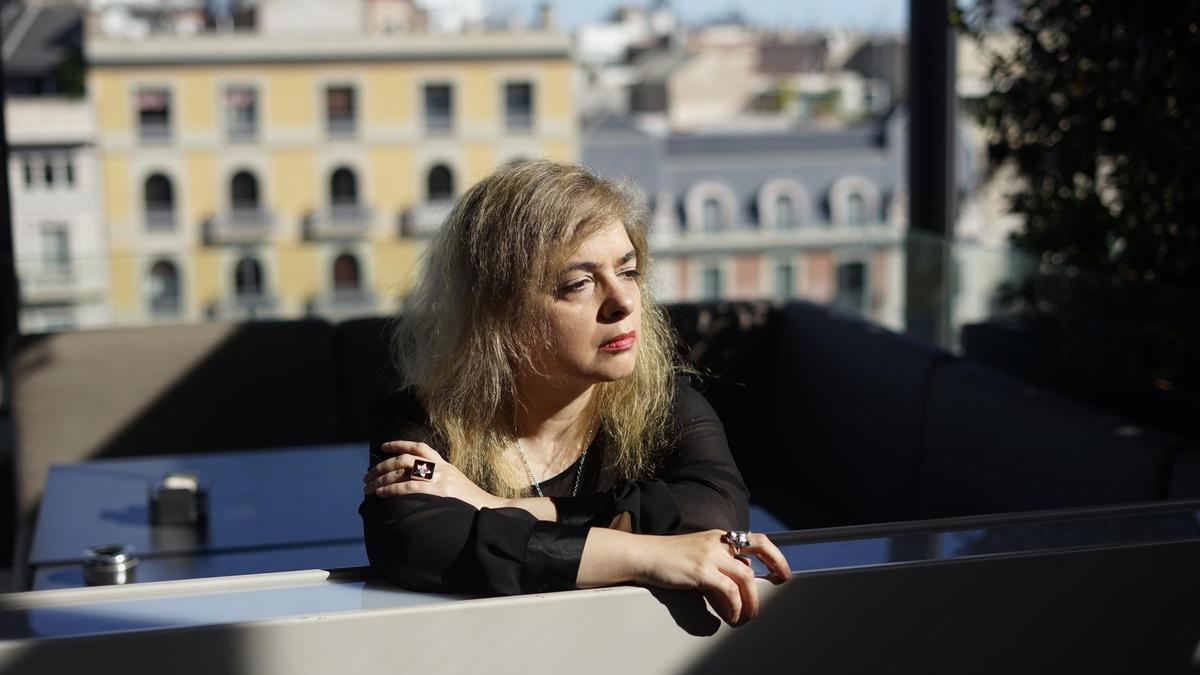 La escritora Mariana Enriquez, autora de 'Un lugar soleado para gente sombría'