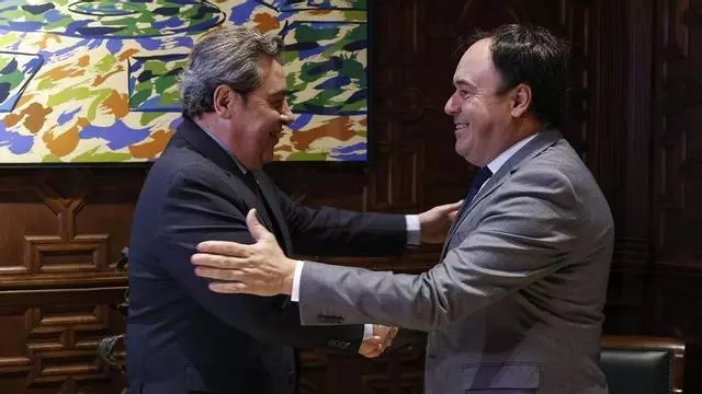 Morant: “El PP de Pérez Llorca ha comprado por completo la agenda fascista de Vox"