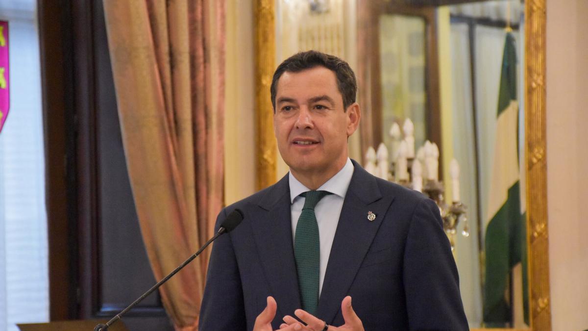 Juanma Moreno asegura que el Mundial de Fútbol en Sevilla "no corre peligro", pero avisa: "No puede recaer todo el peso en la Junta