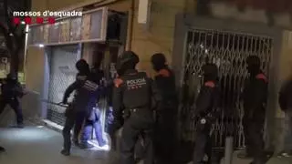 Los Mossos desarticulan un grupo criminal que distribuía cocaína en patinete en L'Hospitalet de Llobregat