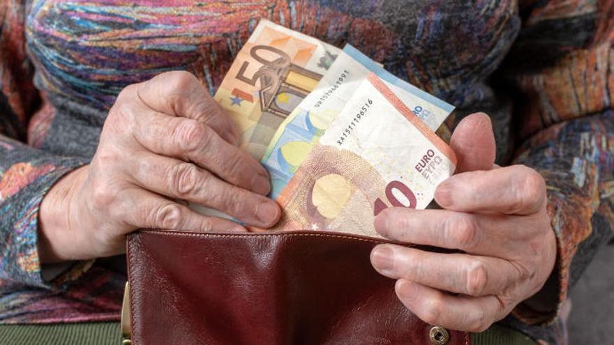 La dona ja ha tornat més de sis mil euros