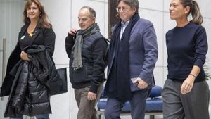 Junts decideix a Perpinyà fins on arriba la ruptura amb Sánchez Junts decideix a Perpinyà fins on arriba la ruptura amb Sánchez