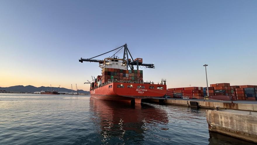 La cerámica de Castellón exporta un 5% más durante el primer trimestre