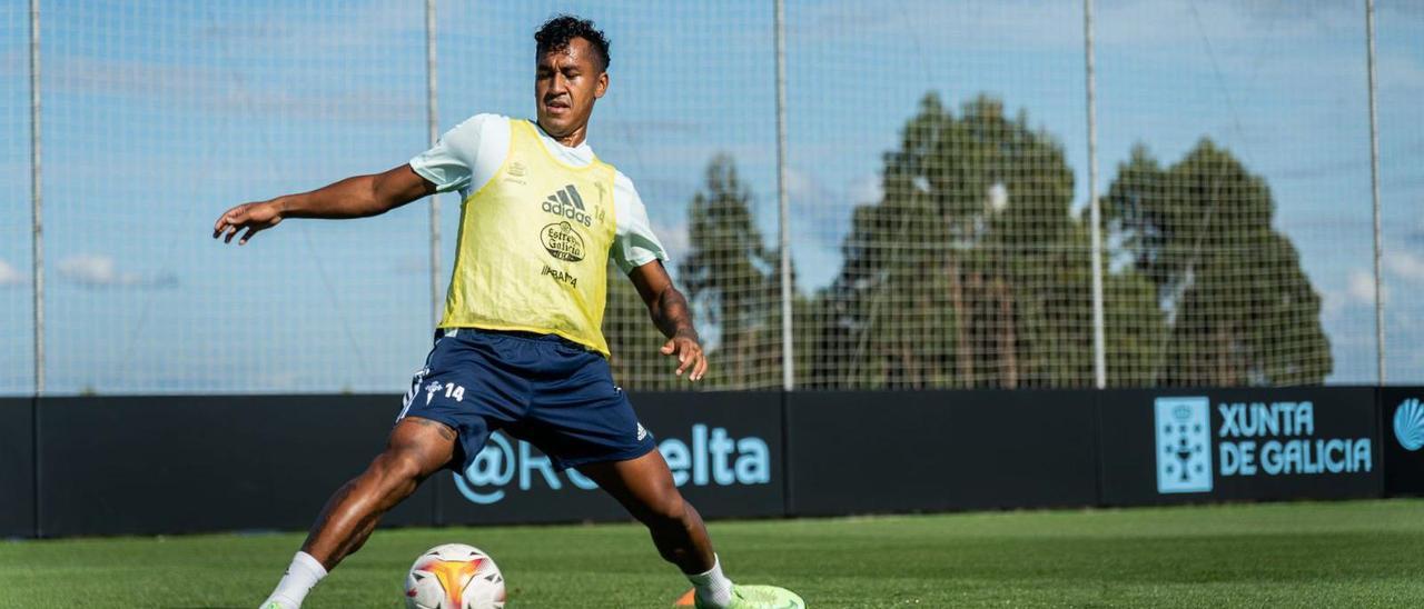 Tapia, durante un entrenamiento en Afouteza.