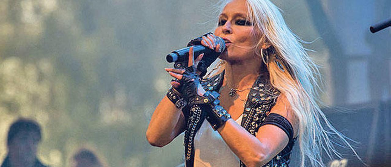 Es Gremi recibe a Doro Pesch y su banda.