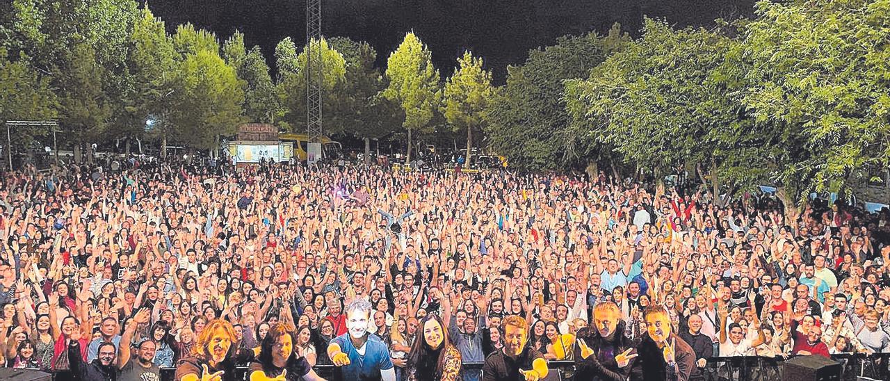 Camela en un concierto.