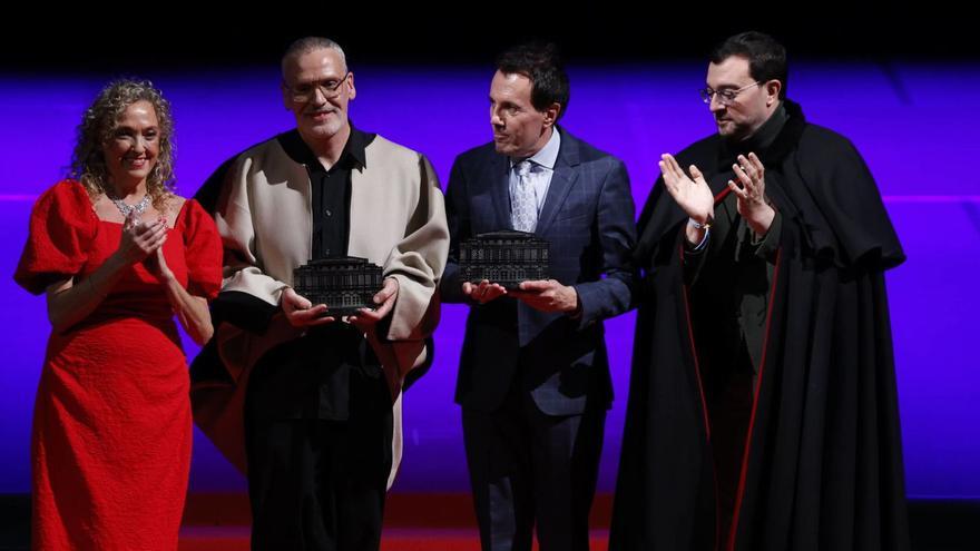 Celia B tiñe de alegría y color la pasarela Campoamor: así fue el desfile de la diseñadora asturiana