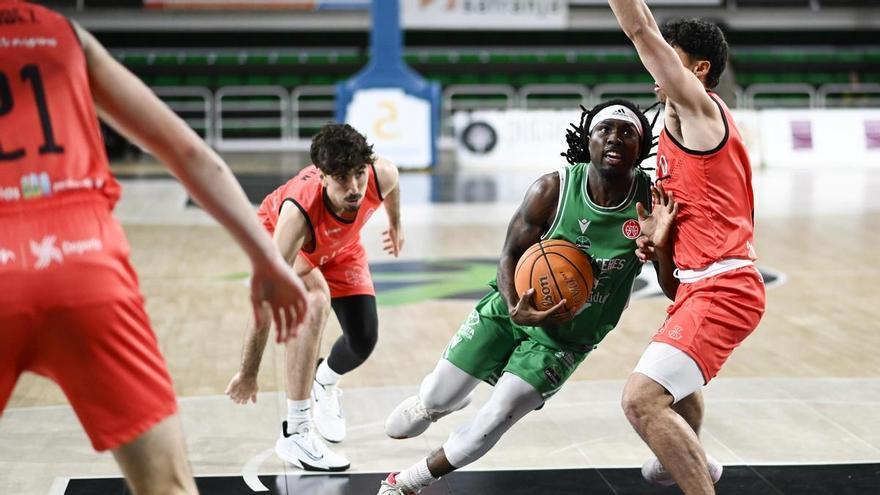 Clavijo-Cáceres, el duelo entre los ‘equipos de moda’ del Oeste