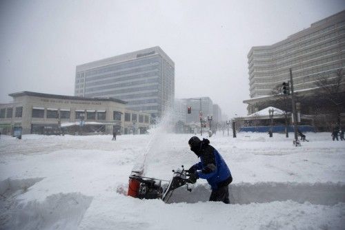 La costa este de EEUU sufre una gran tormenta de nieve