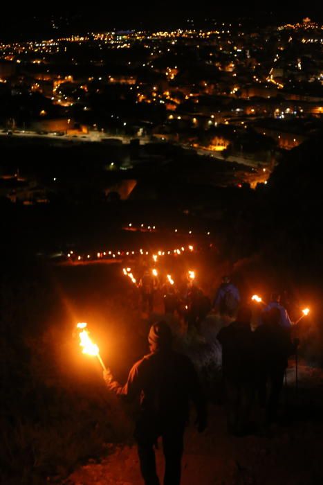 Bajada de los Reyes Magos desde el Monte Bolón de Elda.