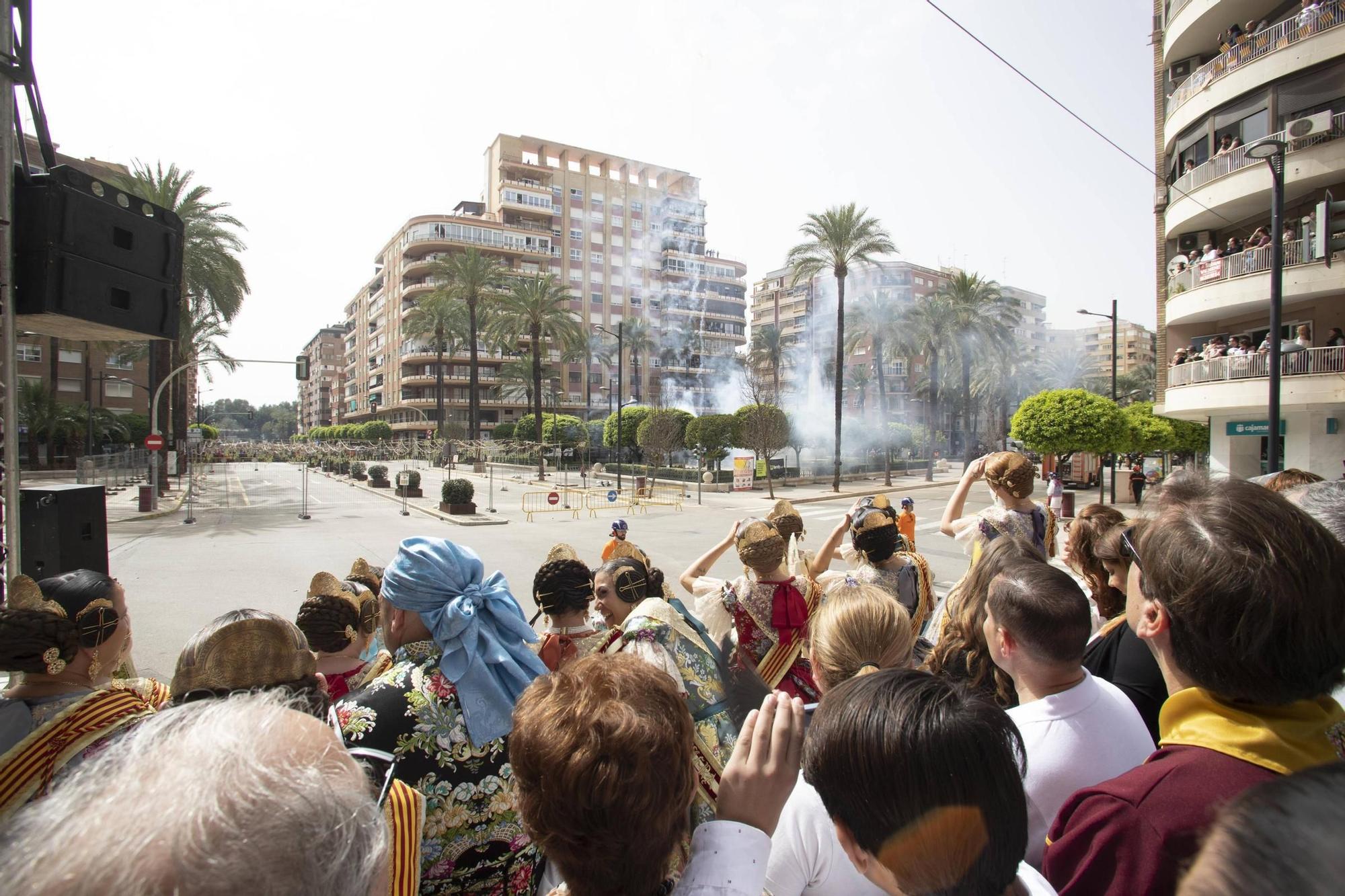 Así ha sido la última 'mascletà' de las Fallas 2024 en Alzira