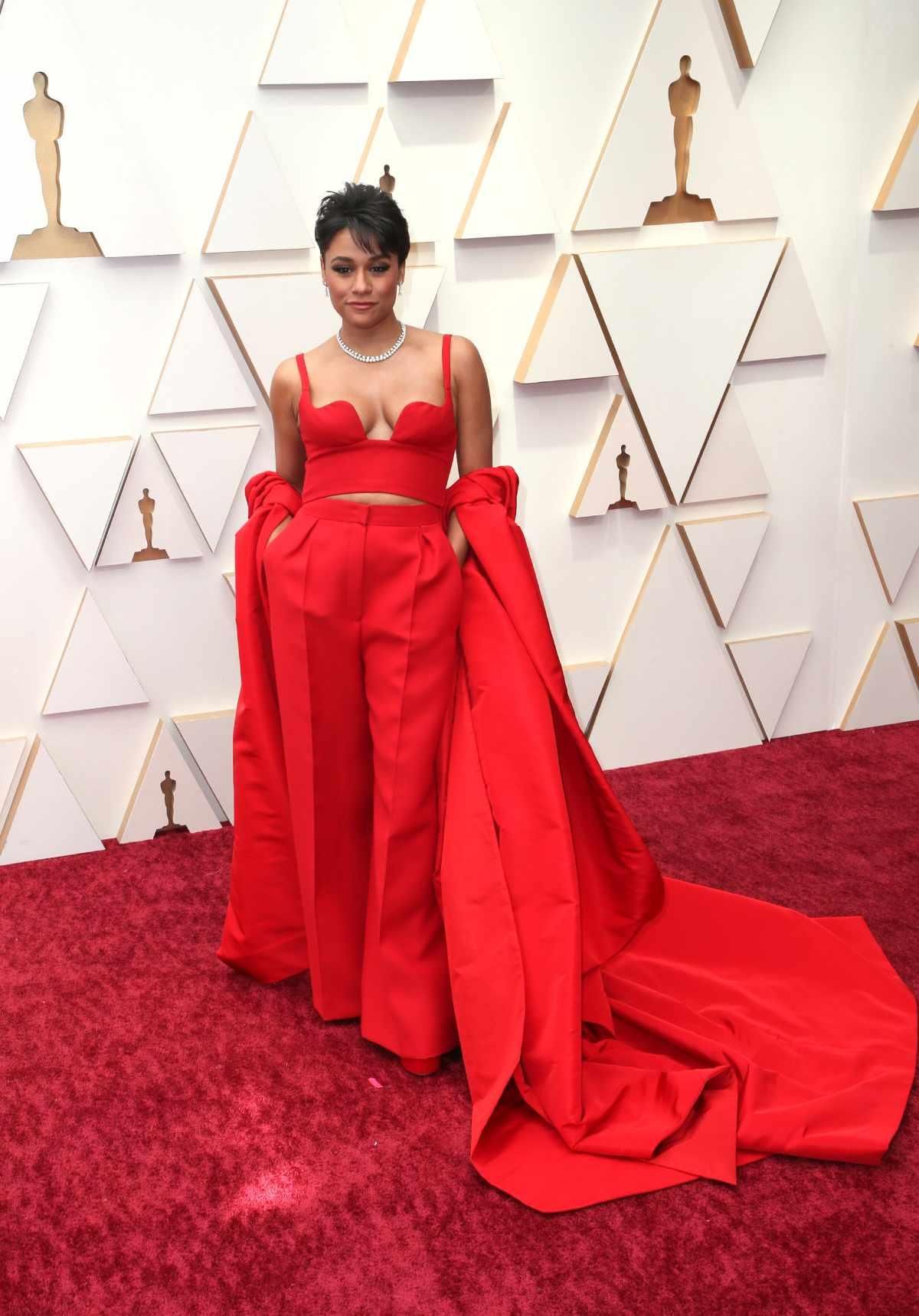 Ariana DeBose en los Premios Oscar 2022