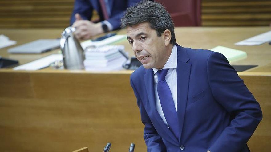 Mazón centra sus 100 días en las rebajas fiscales y Torró le acusa de machismo