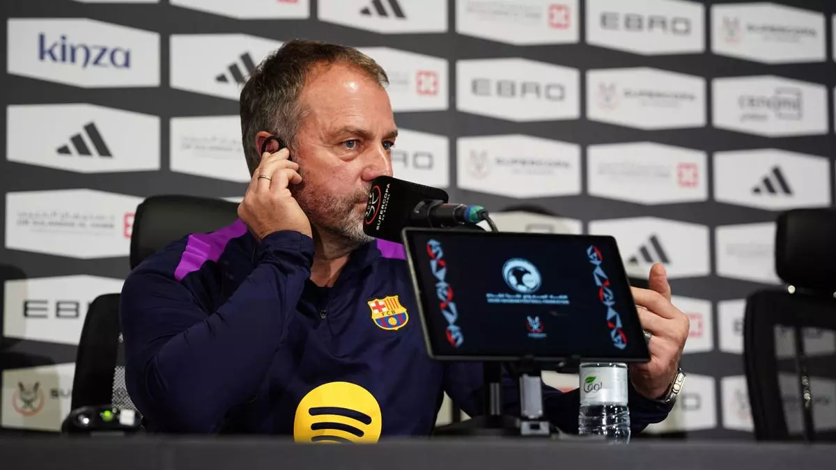 Hansi Flick: “En este momento Mbappé es el mejor delantero”