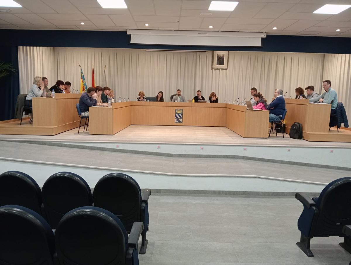 Foto del pleno de este lunes en l'Alcora.
