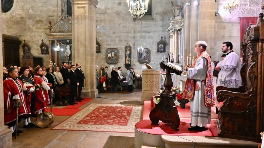 La Traslatio conmemoró con deseos de paz mundial la llegada a Padrón de los restos del Apóstol