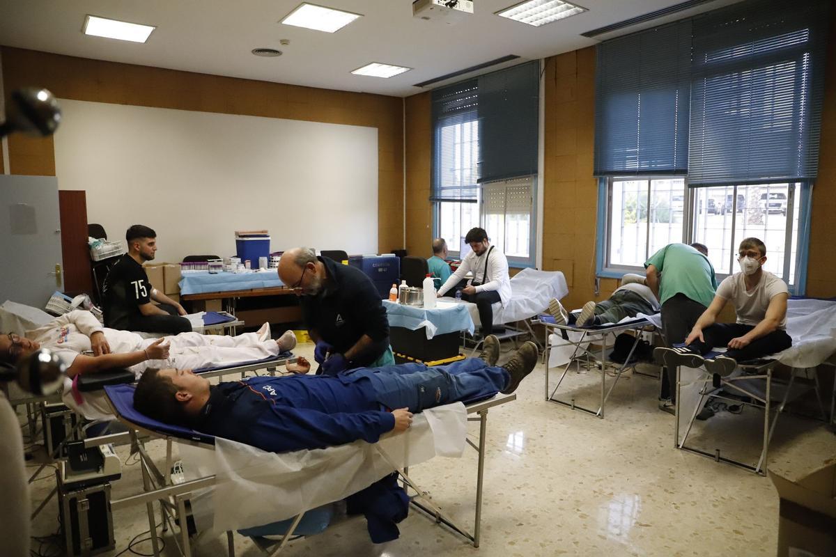 Donación de sangre en el Centro de Transfusión.