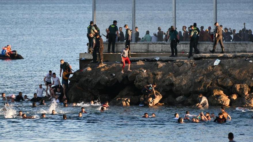 La Audiencia Nacional rechaza conceder asilo a marroquíes que irrumpieron a nado en Ceuta en 2021