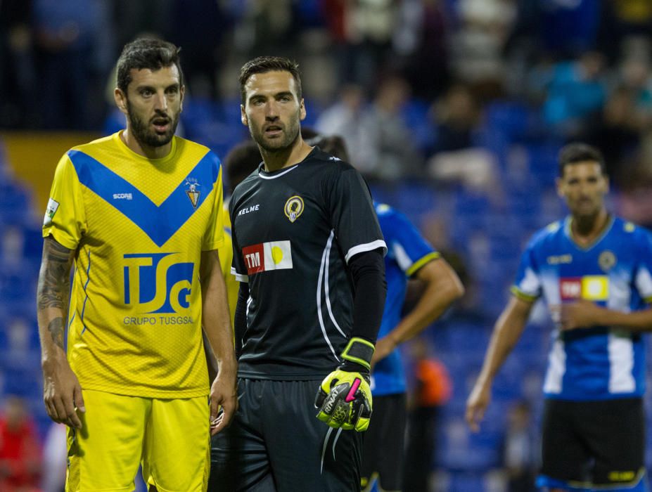 El Hércules regala otro empate en casa ante el Badalona por su nula ambición.