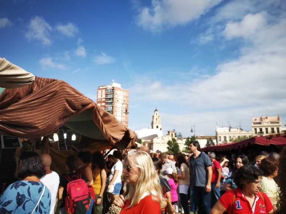 Mercadillo medieval del 9 d'Octubre