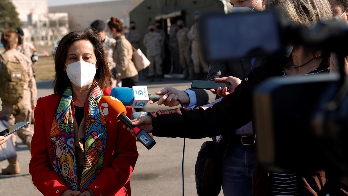 Robles asiste en Líbano al traspaso a España del mando de la misión de la ONU.