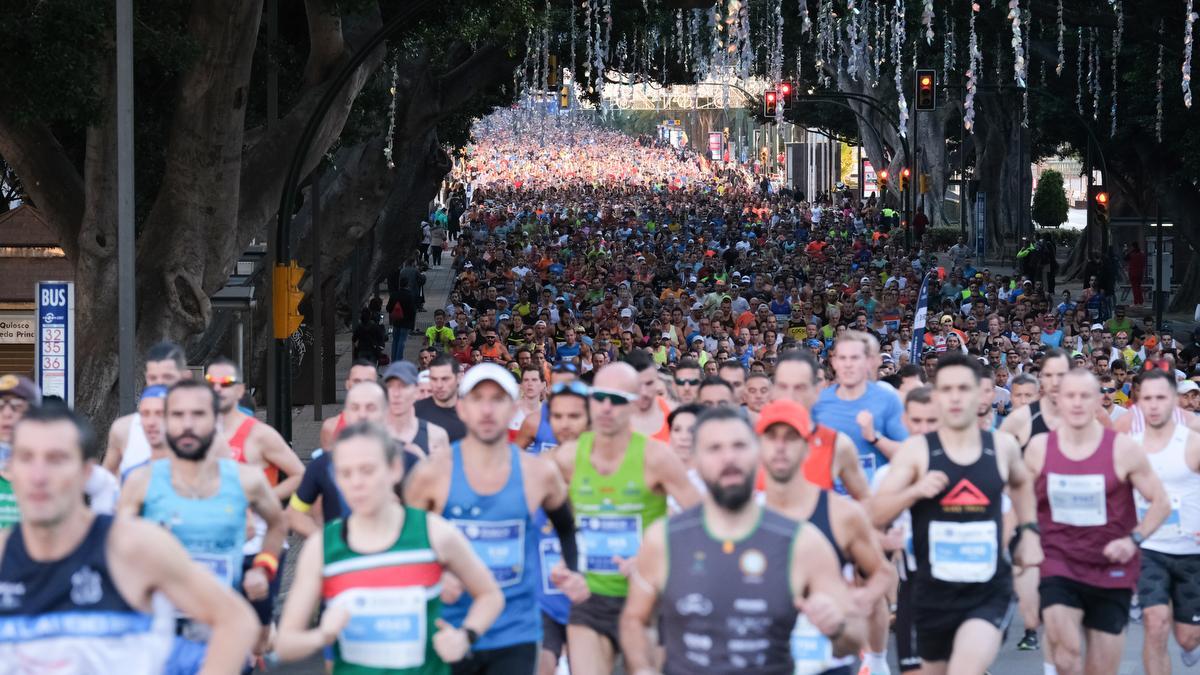 Las imágenes de la Zurich Maratón de Málaga