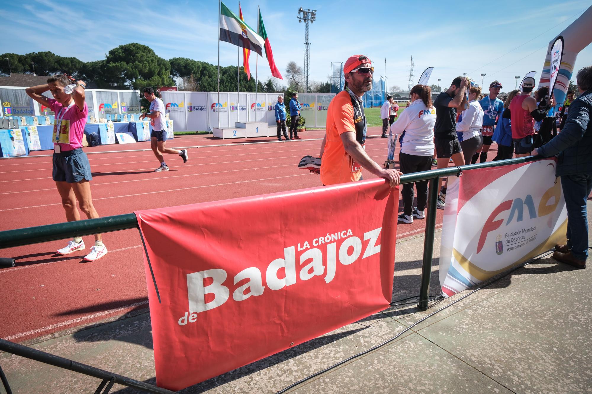 30 Maratón y 8 Medio Maratón Popular Ciudad de Badajoz en imágenes