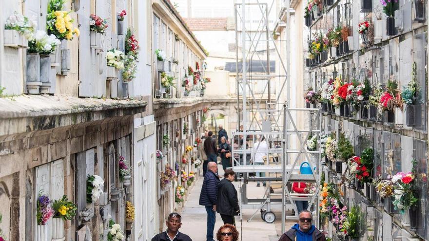 El Concello de A Coruña costea el entierro de 43 personas sin recursos al año: desde mayores sin familia a inmigrantes